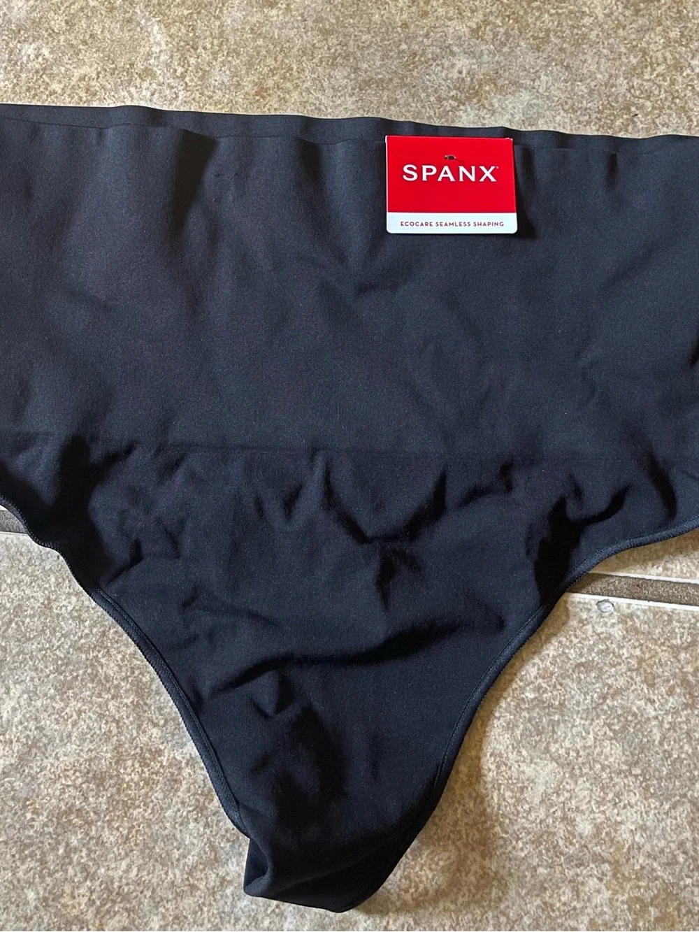 SPANX Undie-tectable Thong Women’s High Rise Seamless No Show Very Black 3 Lot